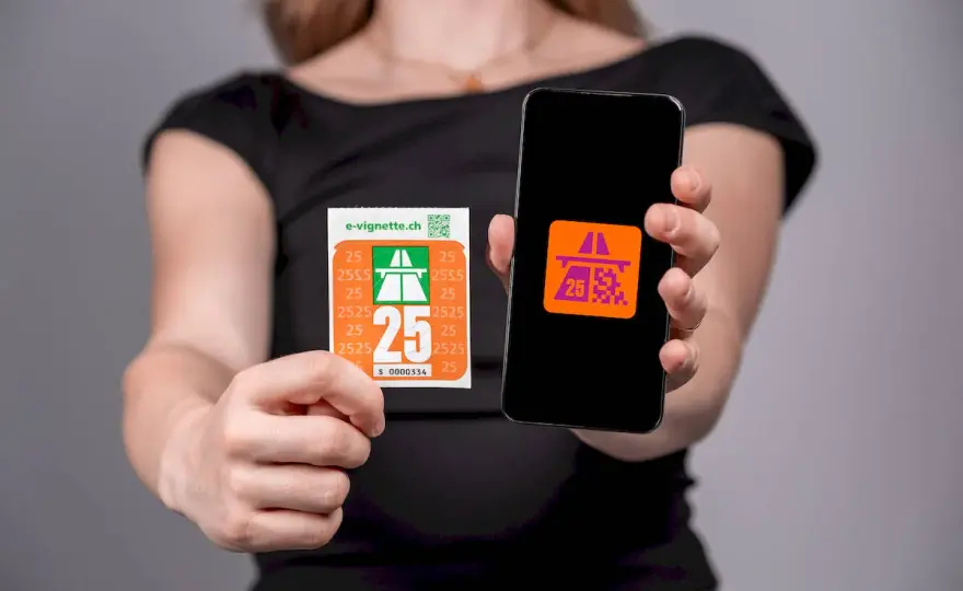 Winieta autostradowa w Szwajcarii - ile kosztuje i jak kupić?