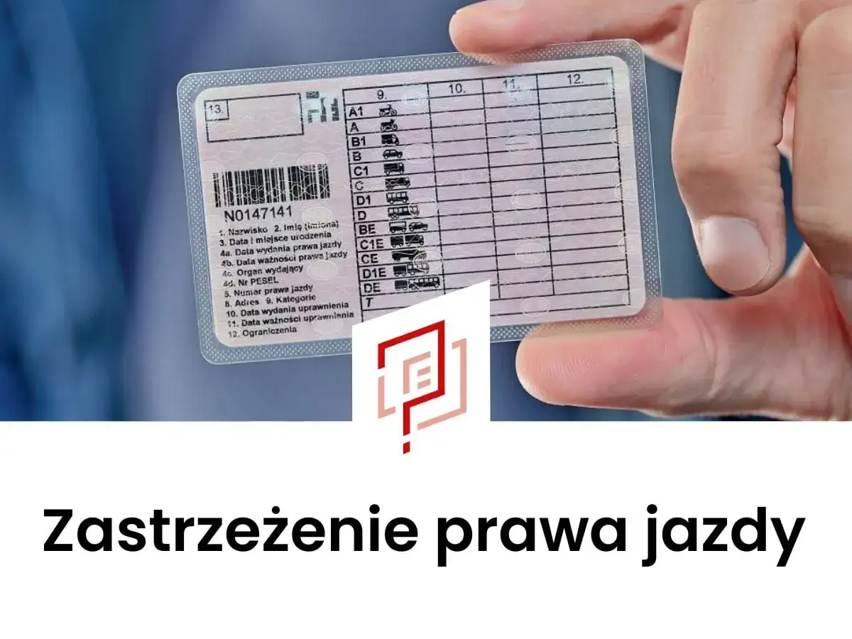 Zgubione prawo jazdy? Dokument z numerem N0147141 jest trzymany w dłoni, gotowy do zgłoszenia.