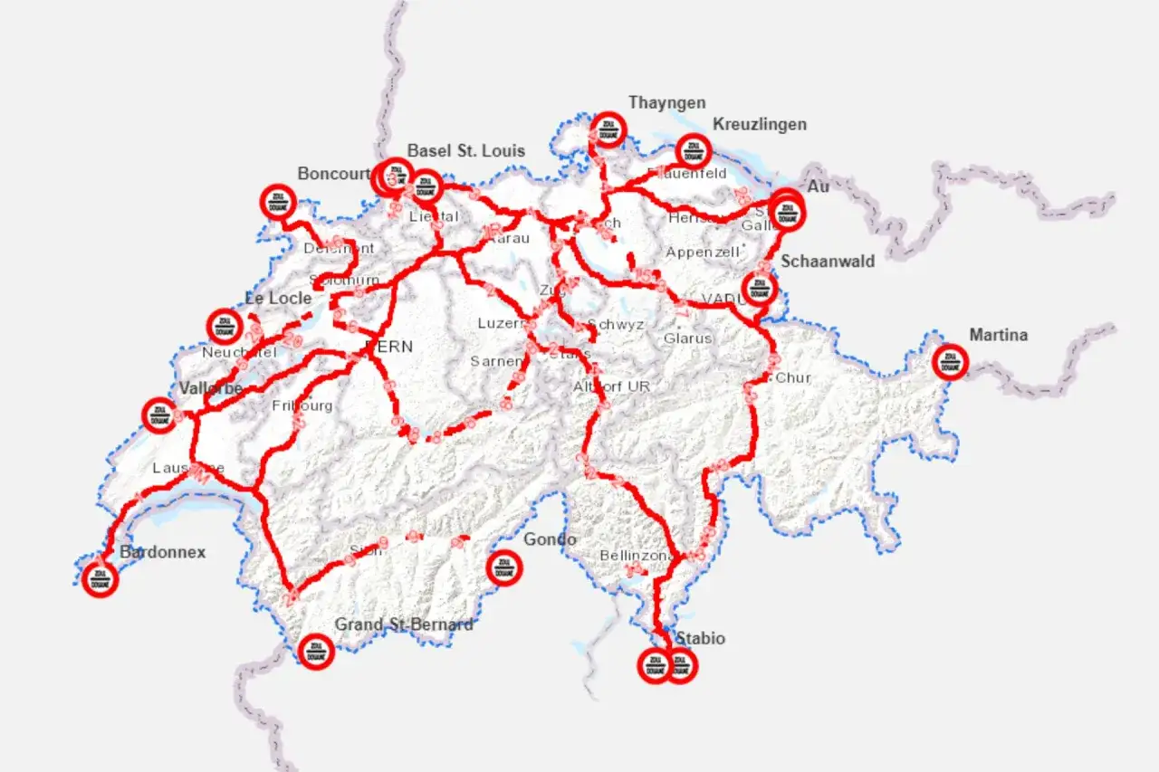 Mapa Szwajcarii z zaznaczonymi trasami i punktami celnymi. Winieta szwajcaria na mapie pokazuje sieć dróg.